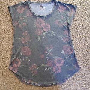 Maurices 24/7 floral tee